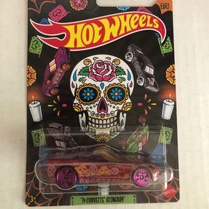 Day of the Dead Hot Wheels 74 Corvette Stingray Dia de Los Muertos Sugar Skull